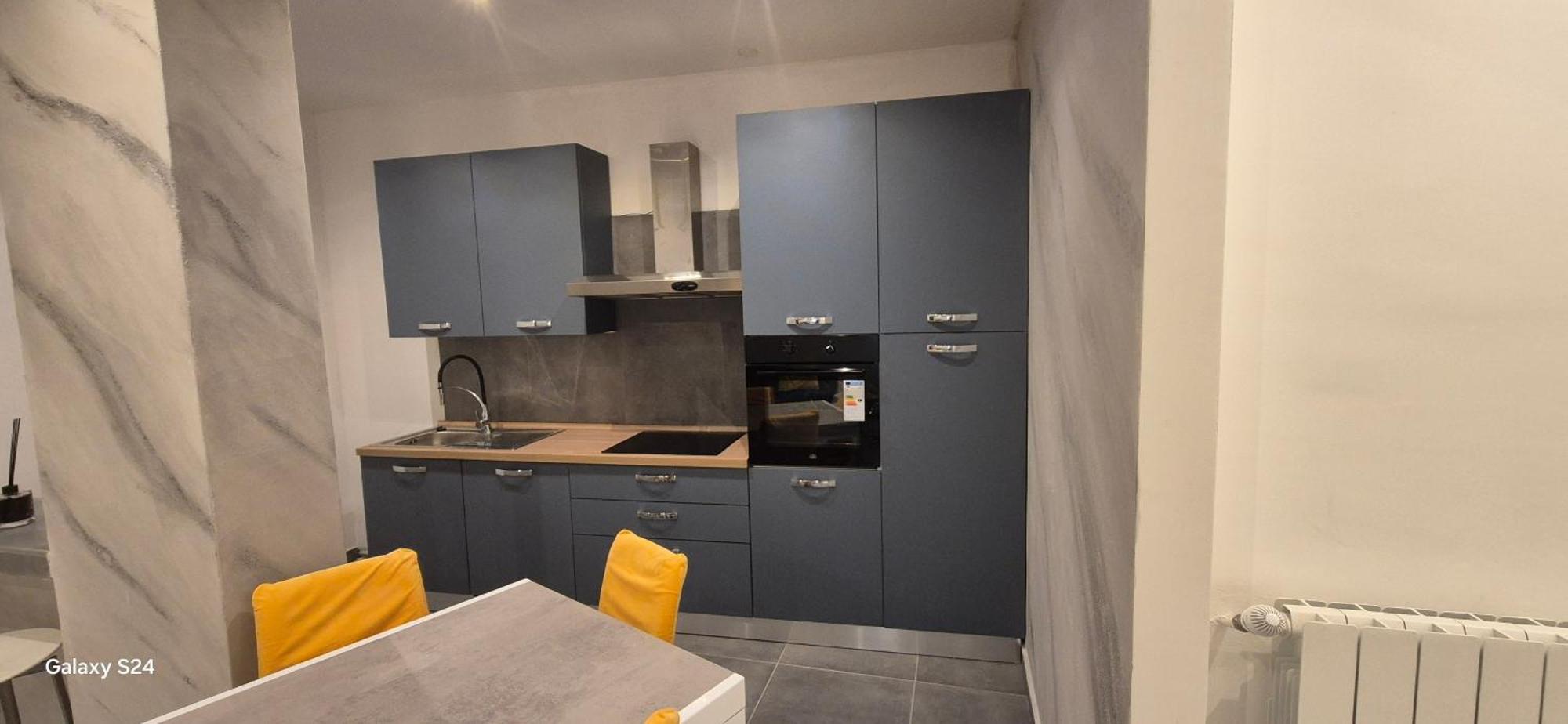 B & B Mali Salerno Buitenkant foto